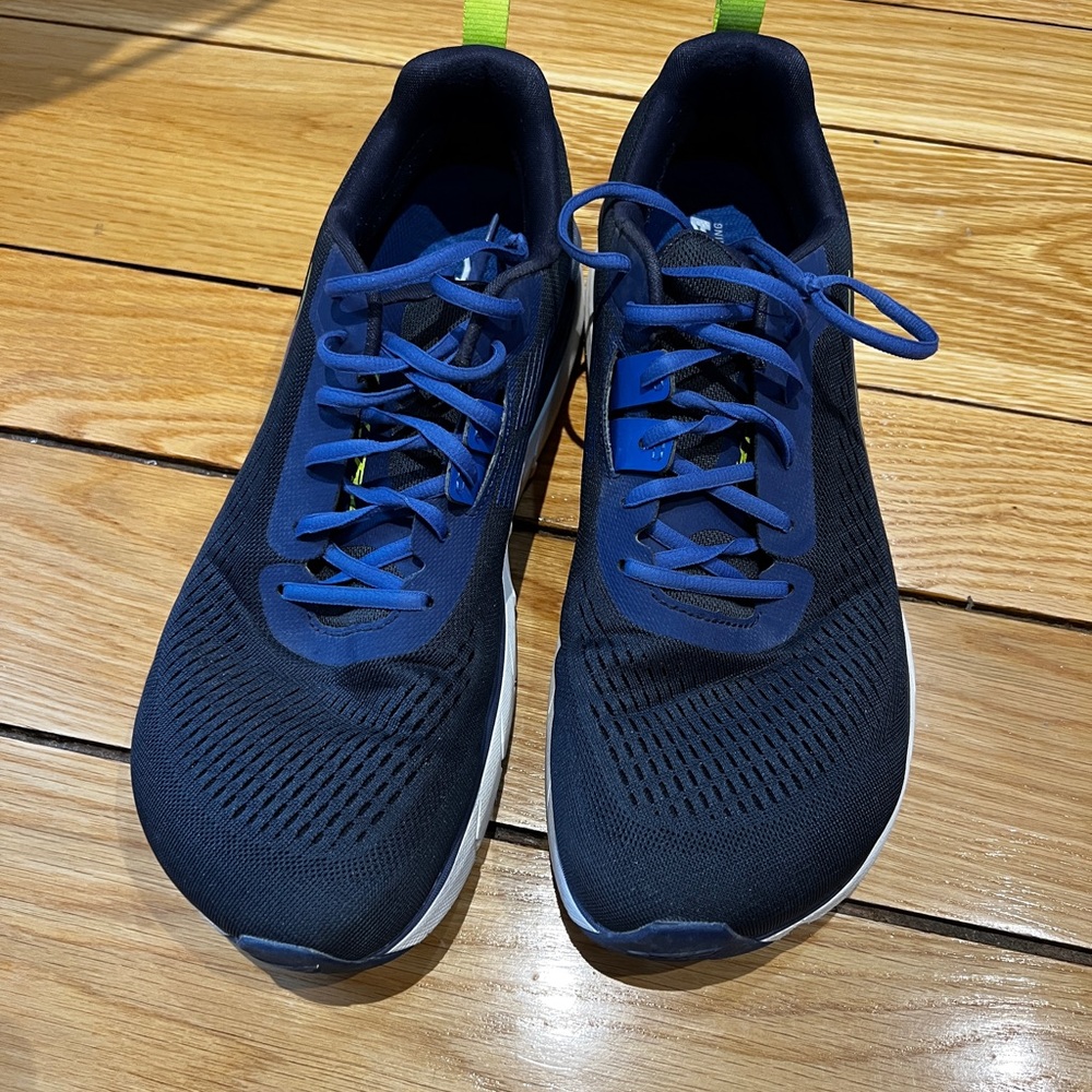 Men’s Altra Provision 5 size 13 only worn 3 times